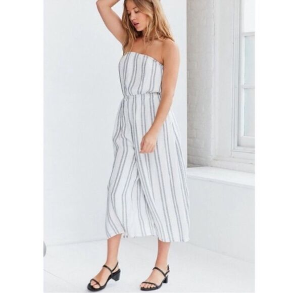 UA Silence + Noise Jackson Strapless Culotte Romper Striped Size Medium - Picture 2 of 7